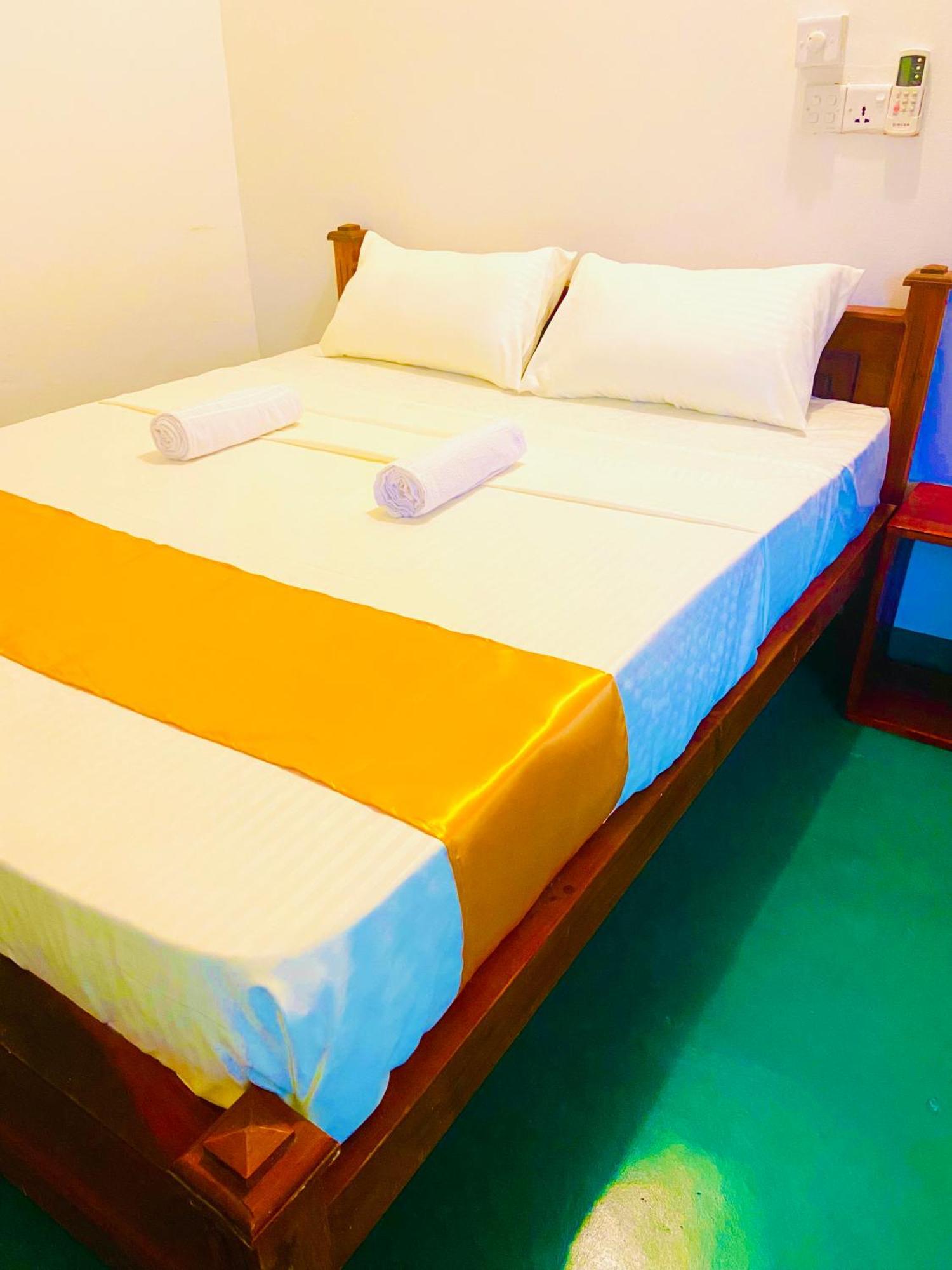 Marina Way Hotel Arugam Bay Dış mekan fotoğraf
